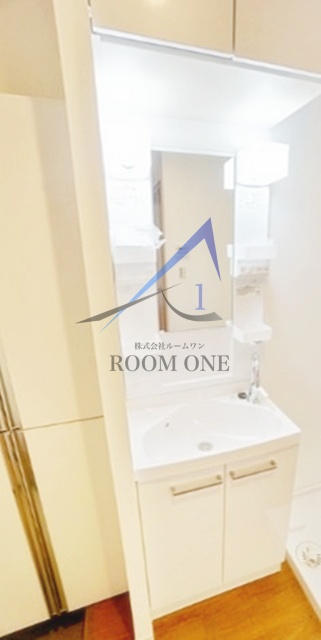 洗面設備　洗面台です。
