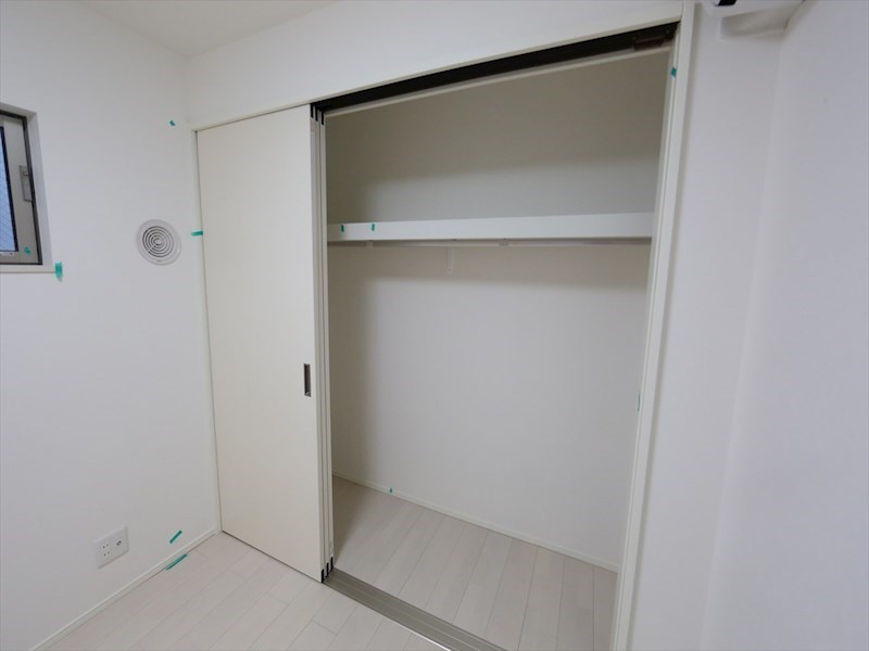 収納　クローゼット（収納充実してます）　同仕様写真