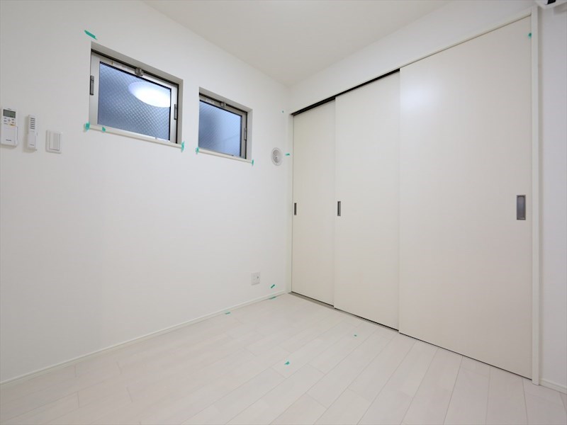 その他部屋・スペース　洋室3.7帖　クローゼット付（収納充実してます）　同仕様写真