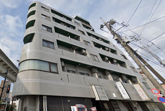 建物外観　外観は落ち着いています