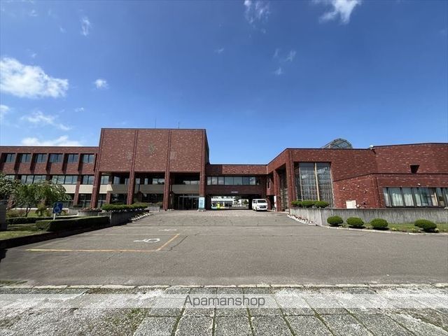 その他　上士幌町役場企画財政課企画担当上士幌町交通ターミナル（その他）まで640m