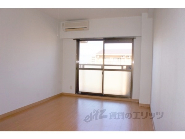 居室・リビング　洋室