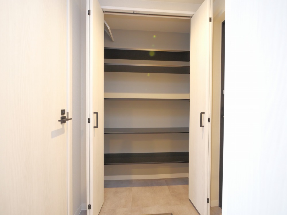 その他設備　シューズクローゼット付きです！