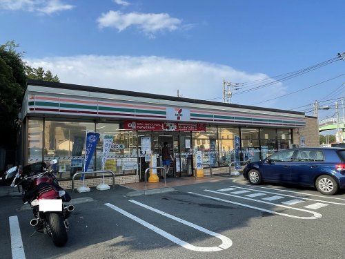 コンビニ　セブンイレブン 茅ヶ崎緑が浜店（コンビニ）まで149m