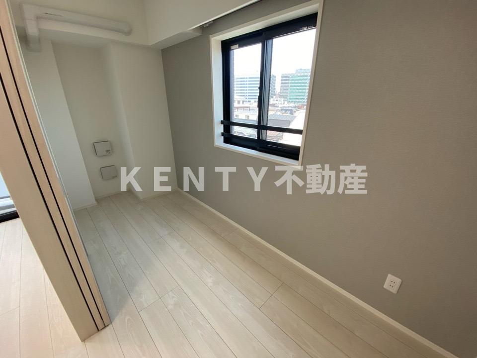 その他部屋・スペース　広くて明るい寝室