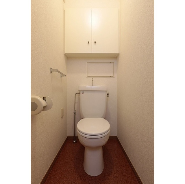 トイレ　※Ｂ１７０９同タイプの写真使用