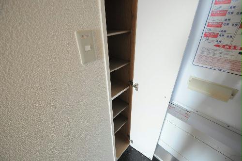 玄関　仕様・設備は原状と異なる場合有。現状優先