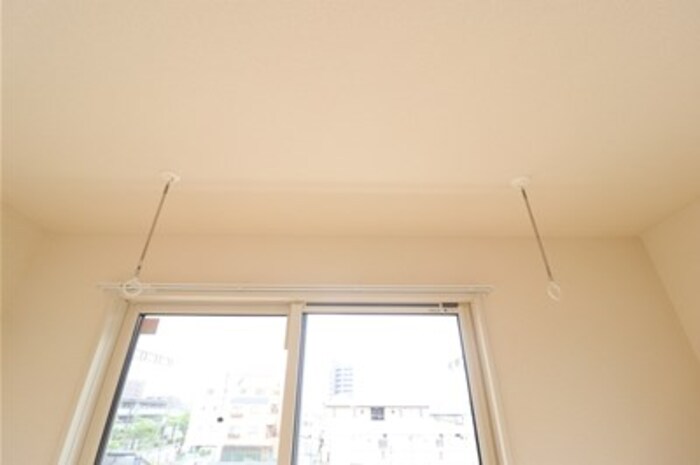 その他設備　室内物干し