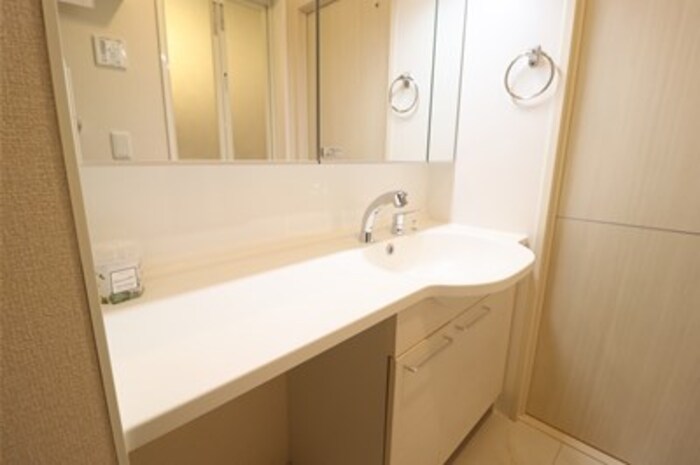 洗面設備　洗髪洗面化粧台