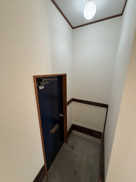 玄関　※現況を優先します。