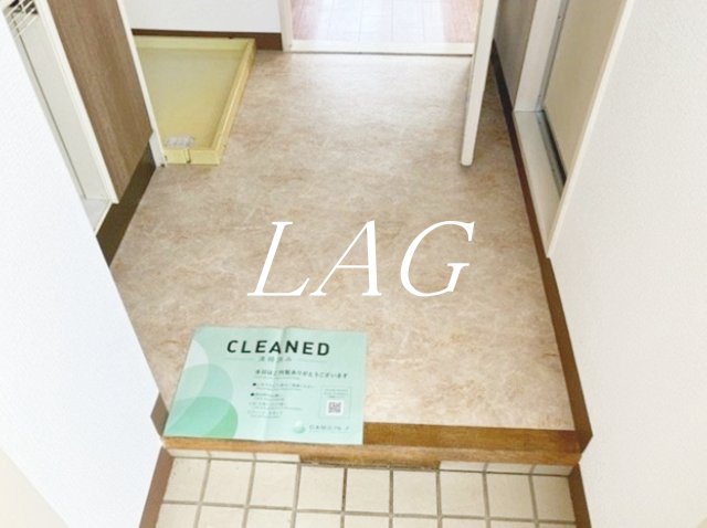 玄関　玄関です。