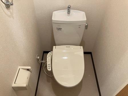 トイレ　トイレ