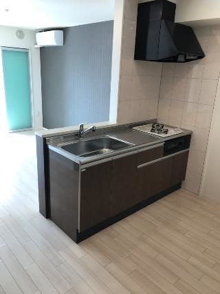 キッチン　収納 ※参考写真　同建築メーカー施工の同間取完成他物件のもの