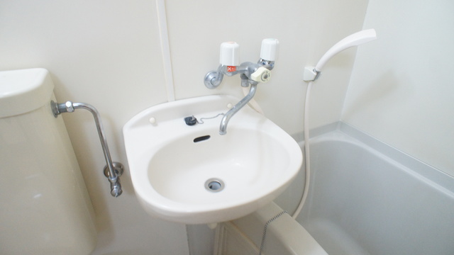 洗面設備　洗面ボウルも付いているのでお出掛け準備らくらくですね♪