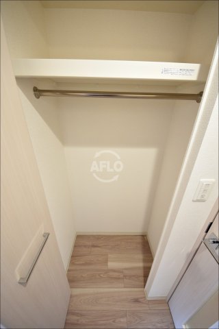 収納　プレサンス松屋町ヴェルデス　クローゼット