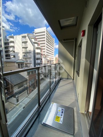 バルコニー　LAZO内久宝寺　バルコニー