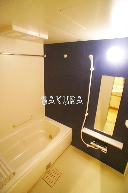 バス・シャワールーム　日々の疲れを癒すお風呂です♪