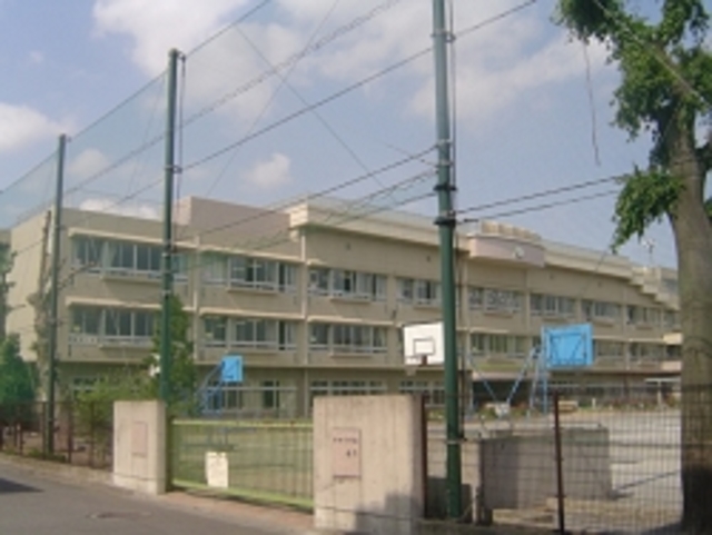 小学校　川崎市立井田小学校（小学校）まで1058m