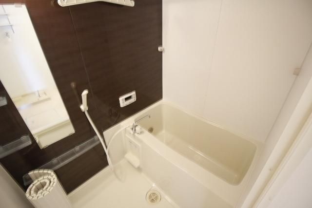 バス・シャワールーム　追い焚き完備