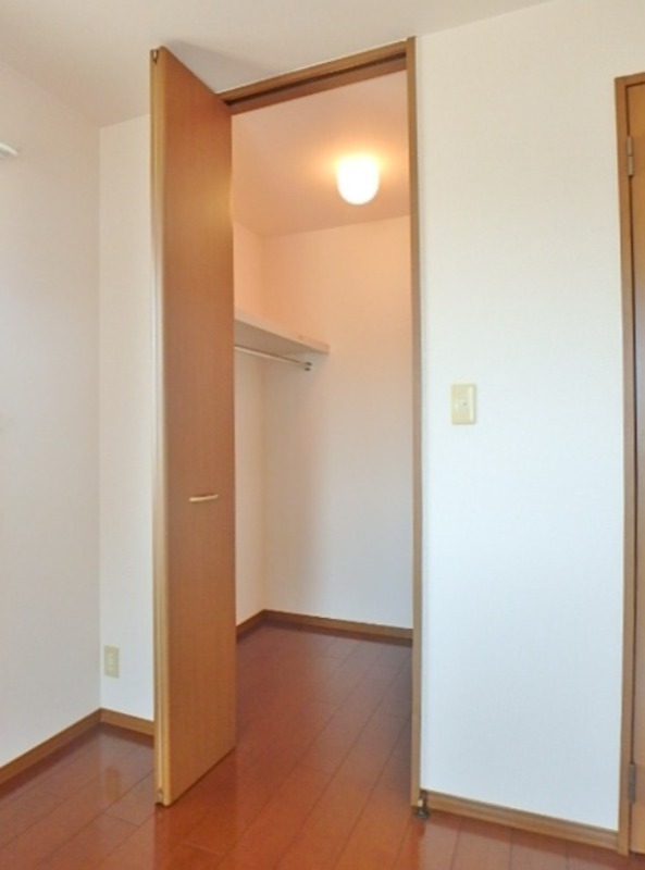 収納　図面と現状に相違がある場合には現状を優先