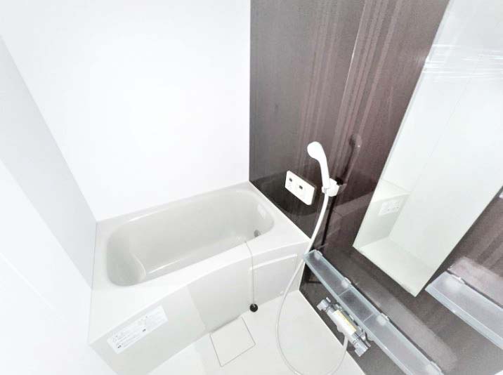 バス・シャワールーム　★ゆったりとできる広さの浴槽★