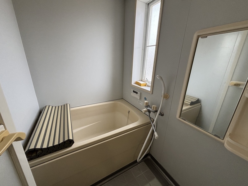 バス・シャワールーム　追い焚き機能付き