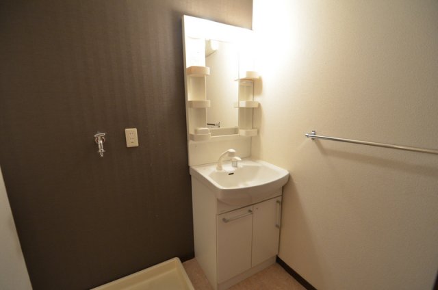 洗面設備　洗髪洗面化粧台