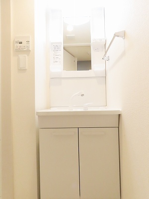 洗面設備　忙しい朝には欠かせない洗面所です