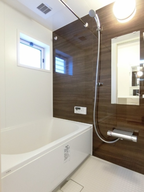 バス・シャワールーム　図面と現状に相違がある場合には現状を優先