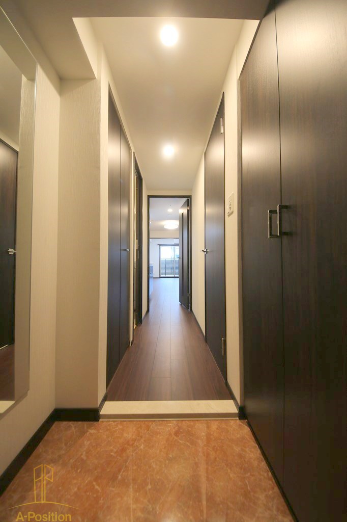 玄関　レオングラン本町橋