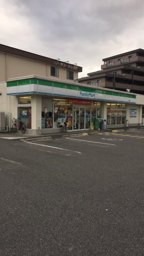 コンビニ　ファミリーマート 大津唐崎店（コンビニ）まで222m