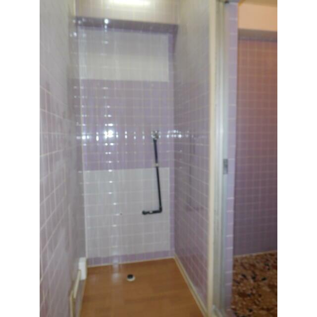 バス・シャワールーム　写真はイメージ現況優先（303号室の画像です）