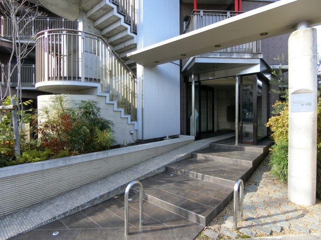 エントランス　オートロック付エントランス