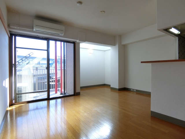 居室・リビング　リビング