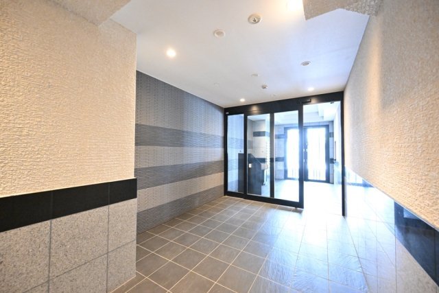 ロビー　落ち着いたロビーです