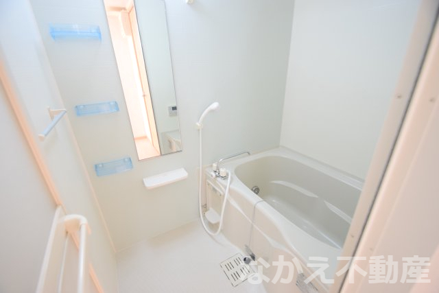 バス・シャワールーム　日々の暮らしに欠かせないお風呂です