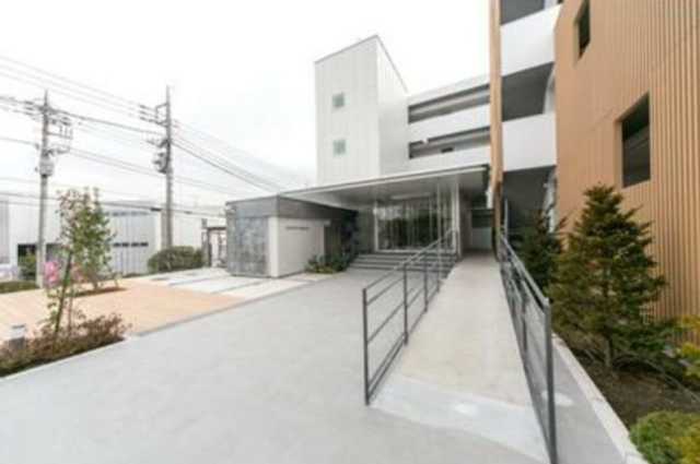 エントランス　アンソレイユ氷川台