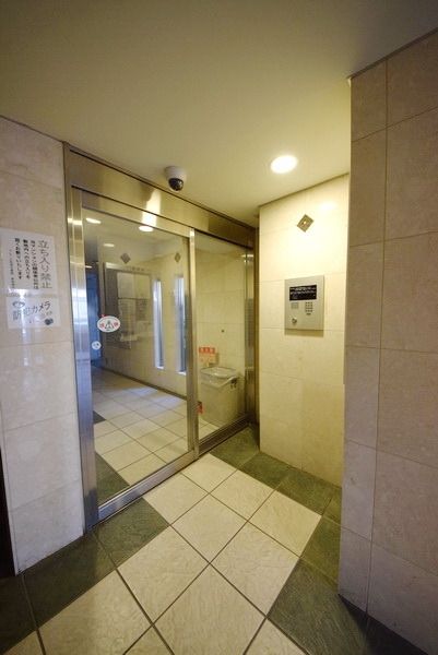 エントランス　★オートロック対応★