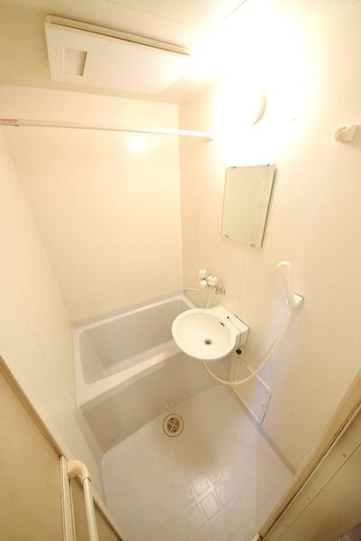 バス・シャワールーム　★バストイレ別★