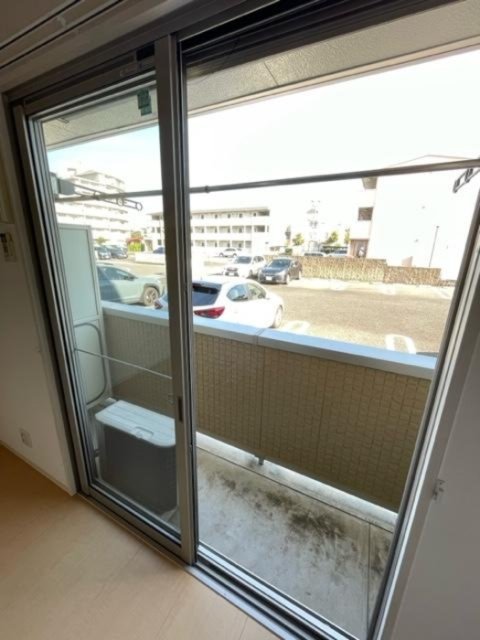 バルコニー　同物件別部屋