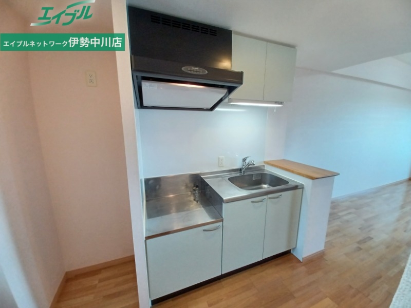 キッチン　同型参考写真