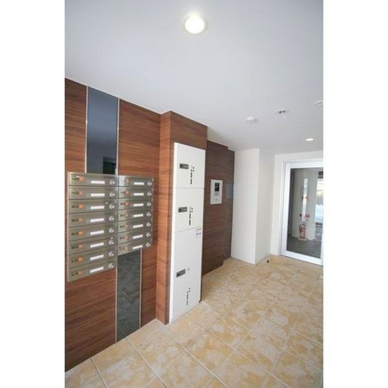 エントランス　エントランスです♪