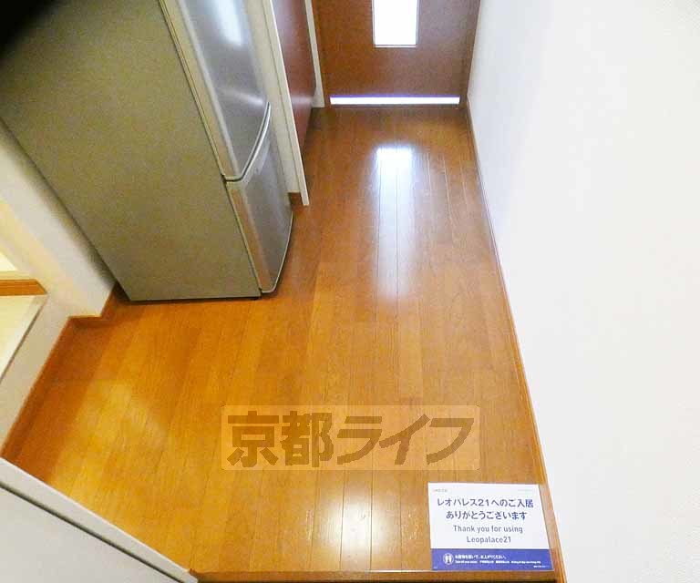 その他部屋・スペース　明るい廊下です