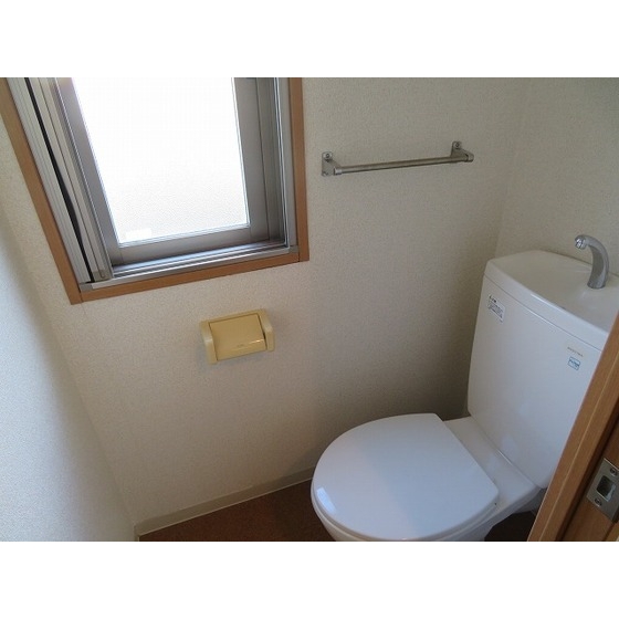 トイレ　ゆったりとした空間のトイレです