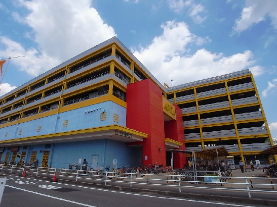 ショッピングセンター　アピタ 新守山店（ショッピングセンター）まで620m