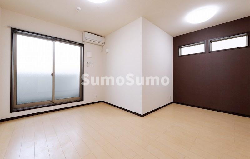 居室・リビング　ゆったり過ごせる居間です