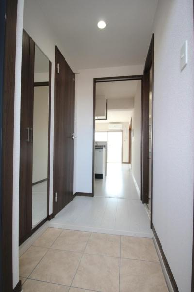 玄関　同間取り別室