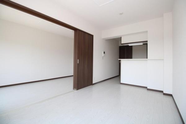 居室・リビング　同間取り別室