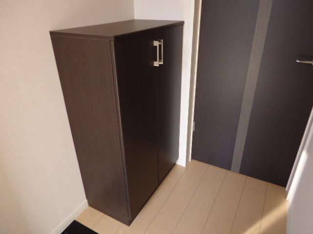 玄関　下駄箱