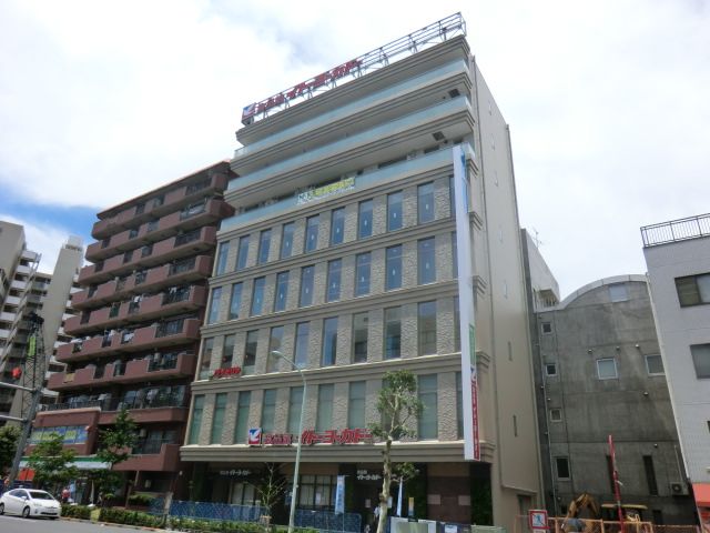 スーパー　食品館イトーヨーカドー王子店（スーパー）まで50m